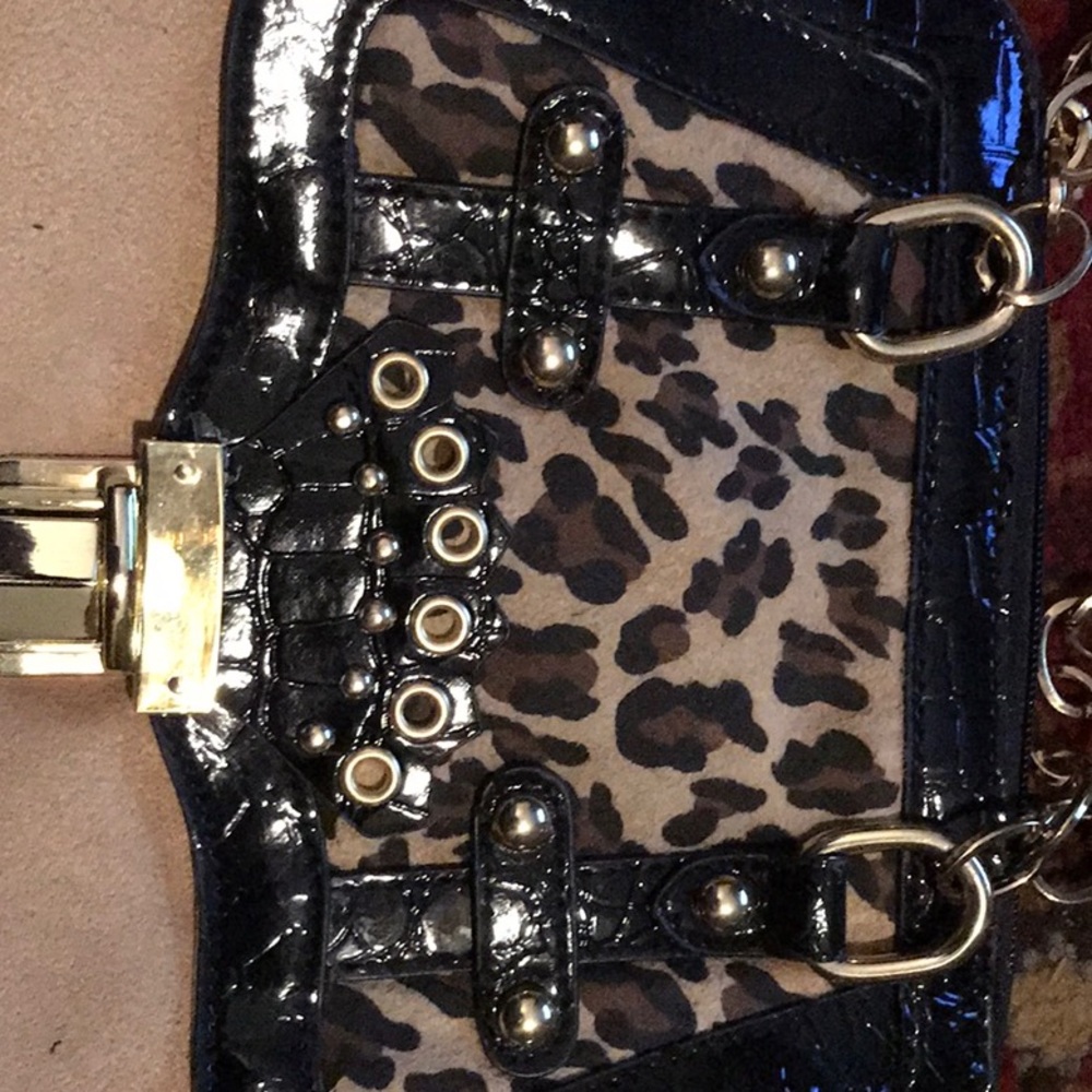 Small animal print shoulder bag